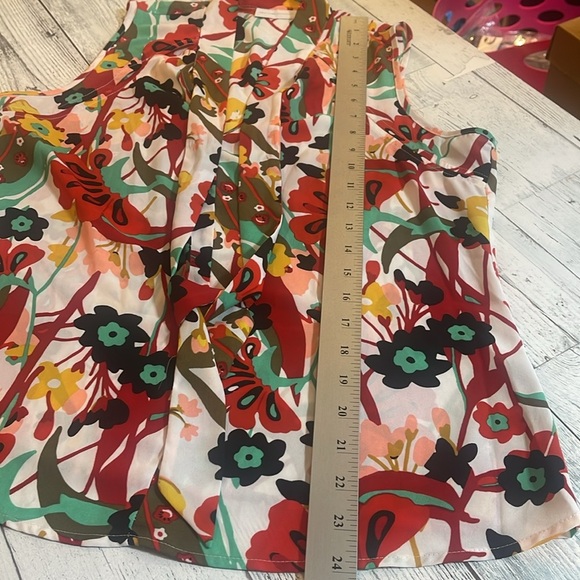 New York & Company Tie at Neck Floral Sleeveless Blouse Small - Picture 9 of 11